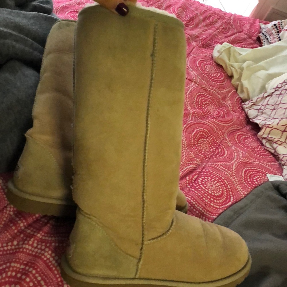 Size 10 Ugg high boots